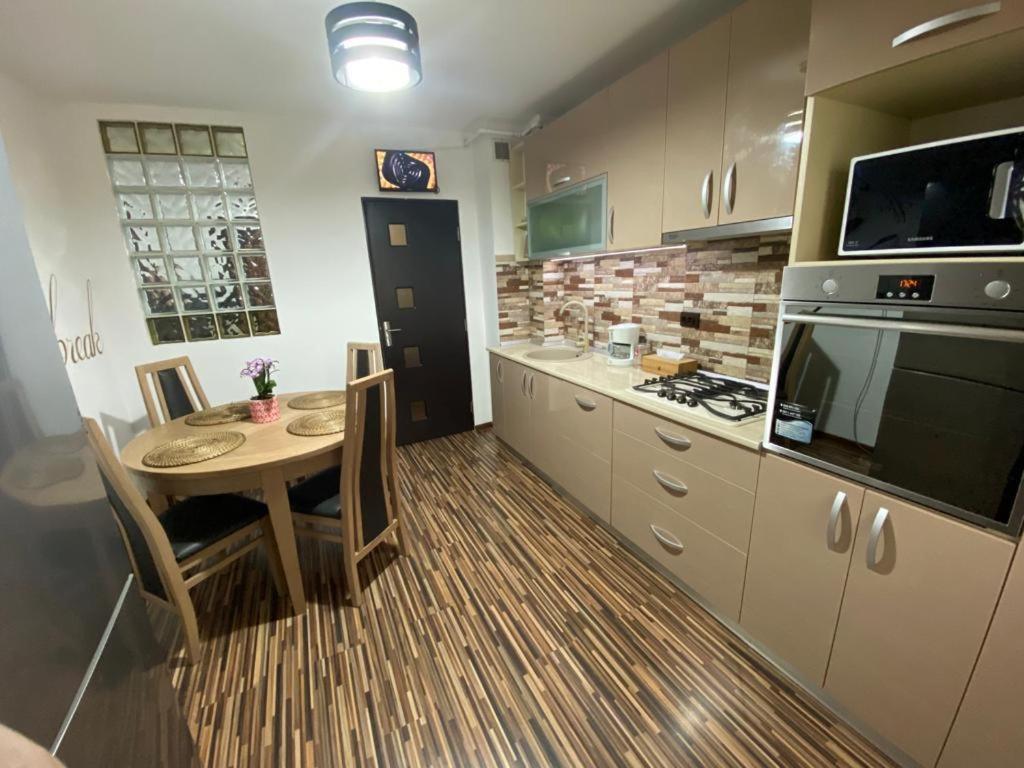 Apartament Exclusive Targu Ocna Buitenkant foto
